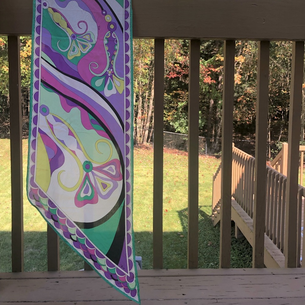 LIKE NEW Pucci Scarf